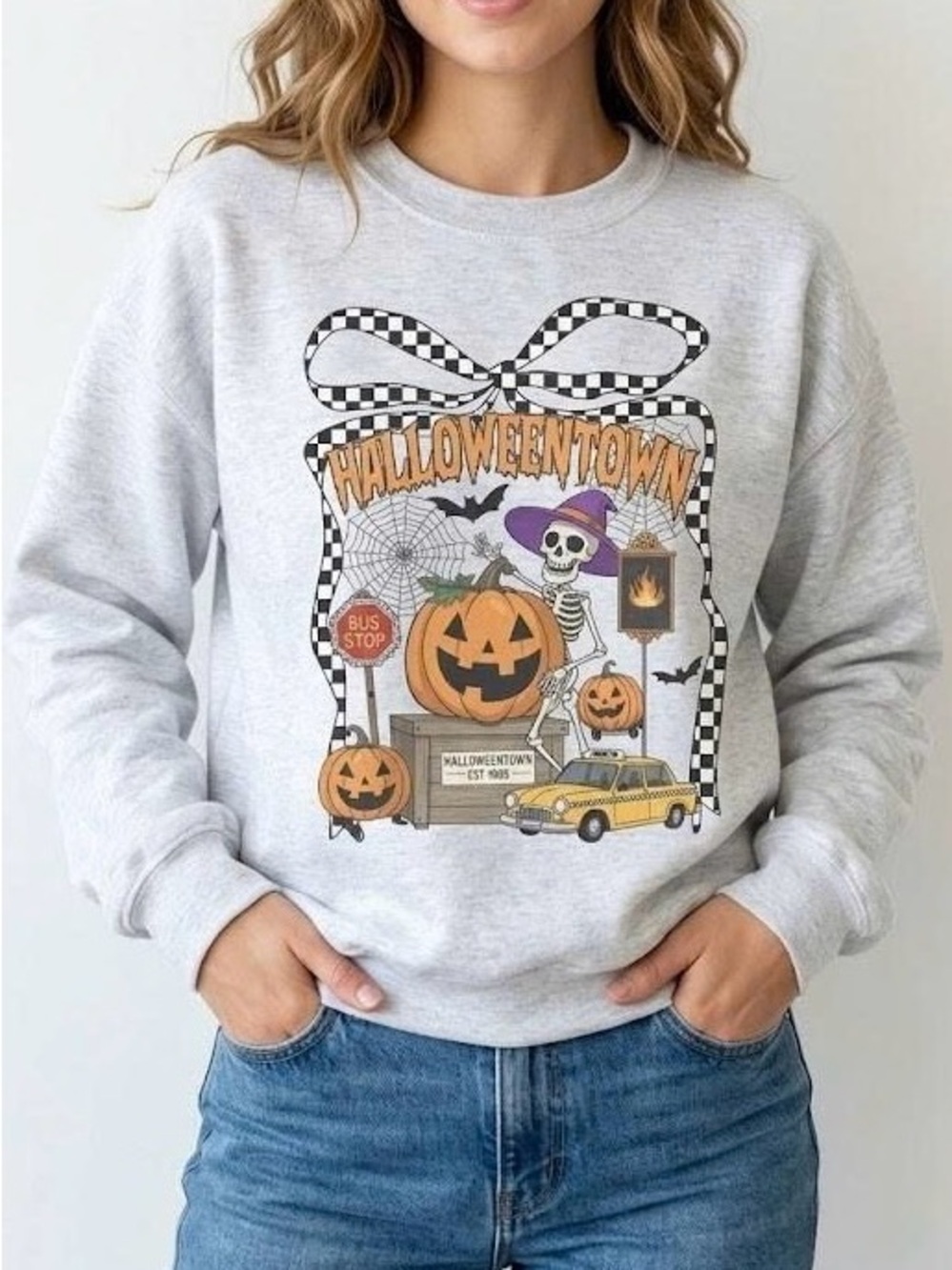 Vintage Halloweentown Graphic Sweatshirt Spooky Fall Heather Grey Pullover